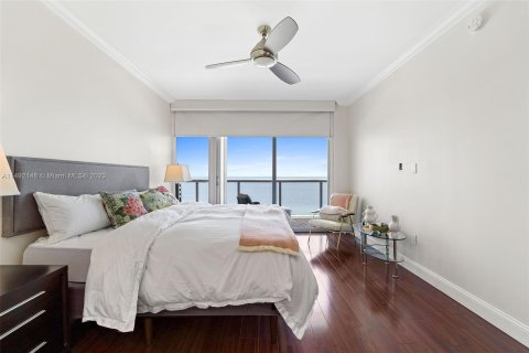 Condo in Miami Beach, Florida, 1 bedroom  № 862127 - photo 17