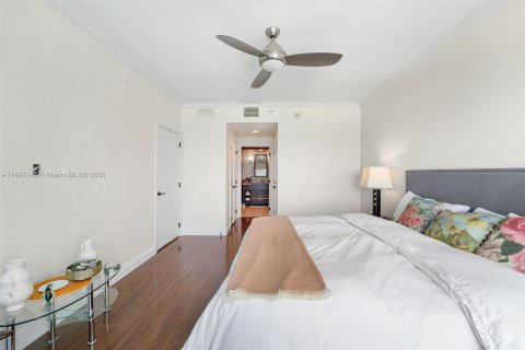 Condo in Miami Beach, Florida, 1 bedroom  № 862127 - photo 18