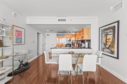 Condo in Miami Beach, Florida, 1 bedroom  № 862127 - photo 8