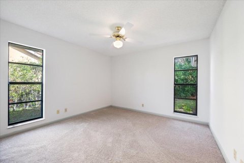 House in Wellington, Florida 3 bedrooms, 171.96 sq.m. № 1119892 - photo 7