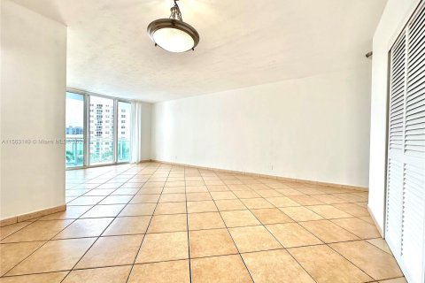 Copropriété à vendre à Hollywood, Floride: 1 chambre, 75.9 m2 № 1119369 - photo 15