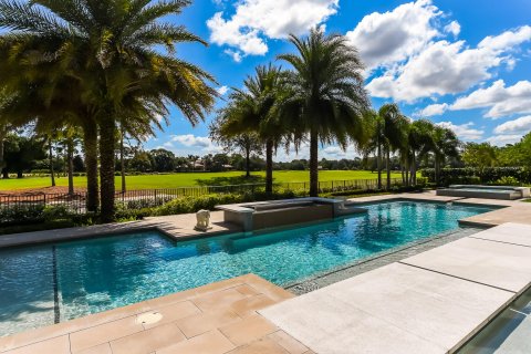 House in Palm Beach Gardens, Florida 6 bedrooms, 1069.31 sq.m. № 998724 - photo 8