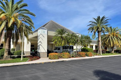Condominio en venta en Coconut Creek, Florida, 1 dormitorio, 72.28 m2 № 834977 - foto 15