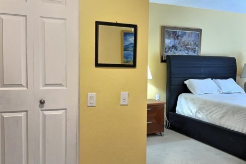 Condominio en venta en Coconut Creek, Florida, 1 dormitorio, 72.28 m2 № 834977 - foto 24