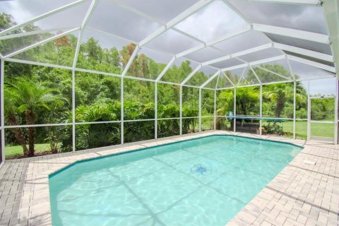 House in Tampa, Florida 5 bedrooms, 259.85 sq.m. № 1249117 - photo 21