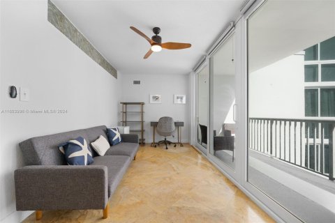 Condo in Miami Beach, Florida, 3 bedrooms  № 1224009 - photo 20