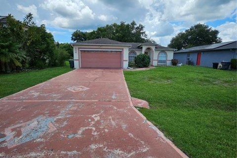 House in Kissimmee, Florida 3 bedrooms, 125.98 sq.m. № 1307227 - photo 3