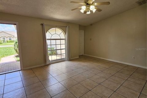 House in Kissimmee, Florida 3 bedrooms, 125.98 sq.m. № 1307227 - photo 13