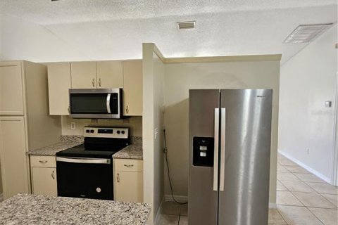 Casa en venta en Kissimmee, Florida, 3 dormitorios, 125.98 m2 № 1307227 - foto 19