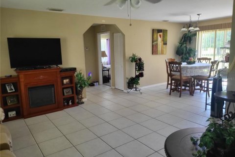 House in Okeechobee, Florida 3 bedrooms, 127.46 sq.m. № 1307493 - photo 15