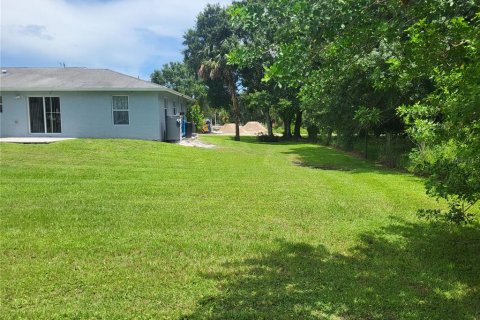 House in Okeechobee, Florida 3 bedrooms, 127.46 sq.m. № 1307493 - photo 11