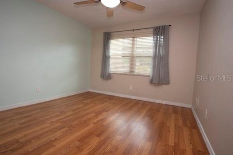 Condo in New Port Richey, Florida, 2 bedrooms  № 1317041 - photo 28