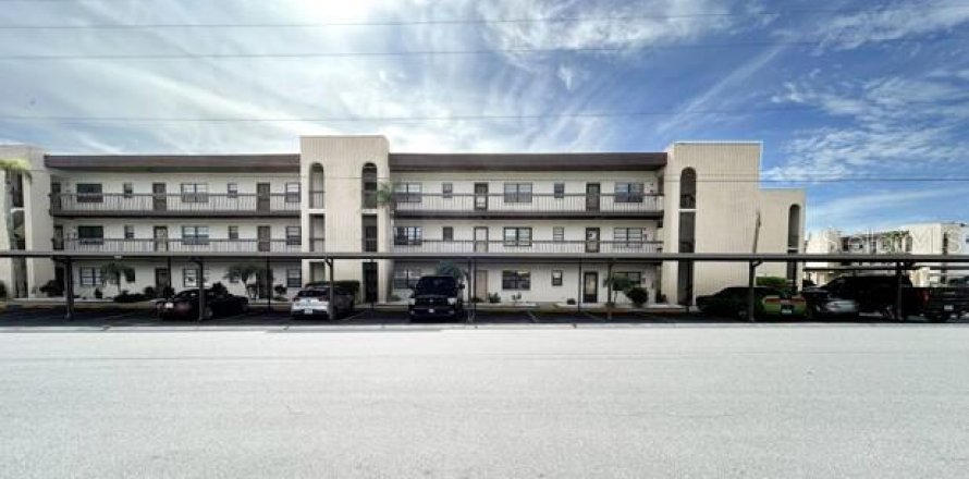 Condominio en New Port Richey, Florida, 2 dormitorios  № 1317041