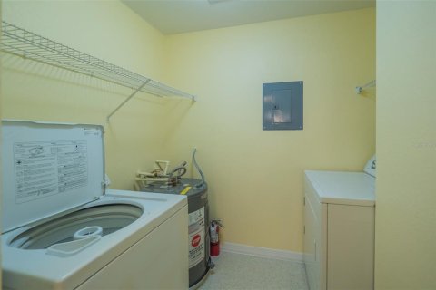 Condominio en venta en Orlando, Florida, 2 dormitorios, 93.18 m2 № 907998 - foto 28