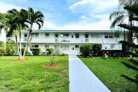 Condo in Deerfield Beach, Florida, 2 bedrooms  № 956761 - photo 1