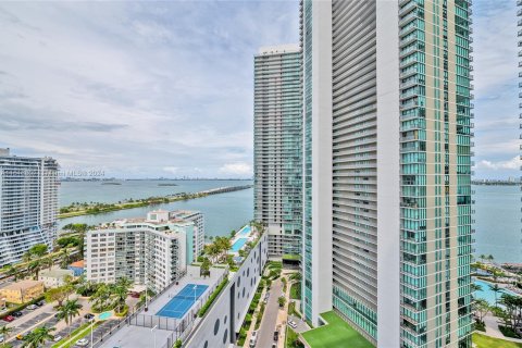 Condominio en alquiler en Miami, Florida, 3 dormitorios, 103.12 m2 № 956246 - foto 20