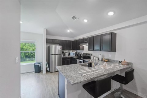 Immobilier commercial à vendre à Englewood, Floride: 8 chambres, 194.72 m2 № 1273285 - photo 10