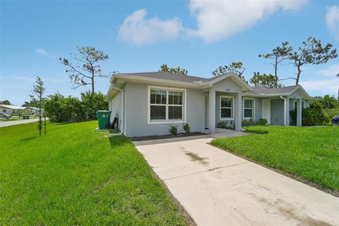 Immobilier commercial à vendre à Englewood, Floride: 8 chambres, 194.72 m2 № 1273285 - photo 2