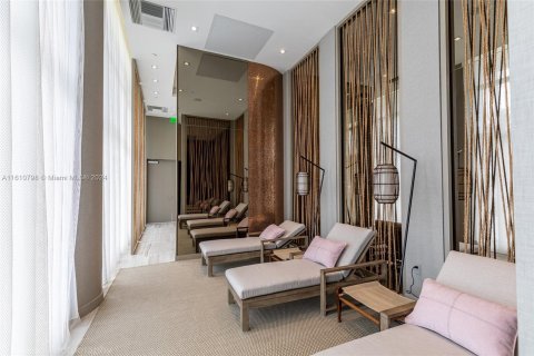 Copropriété à vendre à Hollywood, Floride: 2 chambres, 97.92 m2 № 1233120 - photo 24