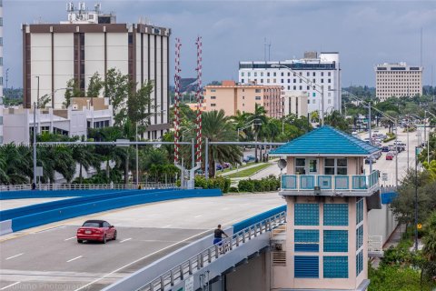 Copropriété à vendre à Hollywood, Floride: 2 chambres, 97.92 m2 № 1233120 - photo 22