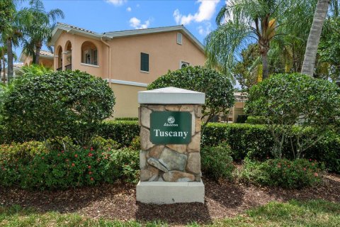 Townhouse in Jupiter, Florida 3 bedrooms, 170.01 sq.m. № 1174071 - photo 9