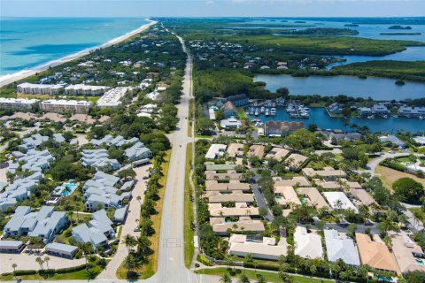 Villa ou maison à vendre à Vero Beach, Floride: 3 chambres, 226.77 m2 № 1141278 - photo 9