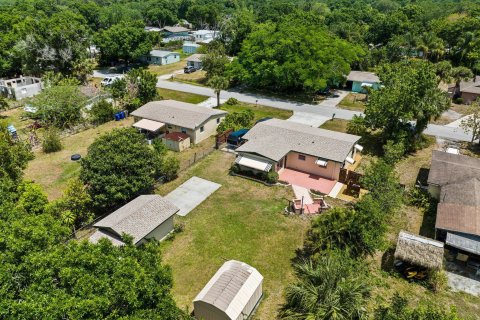 Villa ou maison à vendre à Vero Beach, Floride: 2 chambres, 87.89 m2 № 1141459 - photo 3