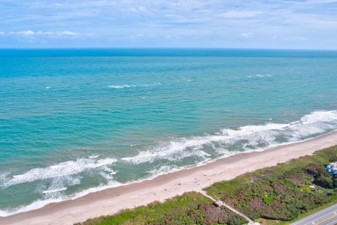 Condo in Hutchinson Island South, Florida, 2 bedrooms  № 957141 - photo 7