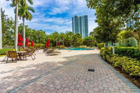 Condo in Aventura, Florida, 2 bedrooms  № 1309465 - photo 28