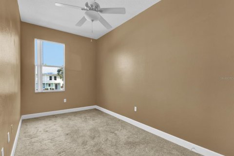 Adosado en venta en Kissimmee, Florida, 3 dormitorios, 140.47 m2 № 1373195 - foto 22