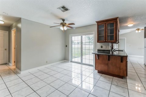 Villa ou maison à vendre à Kissimmee, Floride: 4 chambres, 153.1 m2 № 1250170 - photo 17