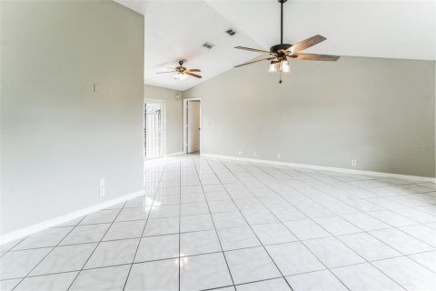 Villa ou maison à vendre à Kissimmee, Floride: 4 chambres, 153.1 m2 № 1250170 - photo 5