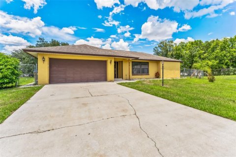 Villa ou maison à vendre à Kissimmee, Floride: 4 chambres, 153.1 m2 № 1250170 - photo 1