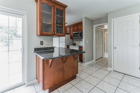 Casa en venta en Kissimmee, Florida, 4 dormitorios, 153.1 m2 № 1250170 - foto 14