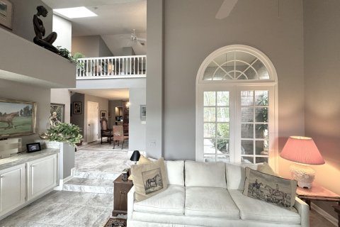 Villa ou maison à louer à Jacksonville, Floride: 2 chambres, 164.99 m2 № 889629 - photo 19