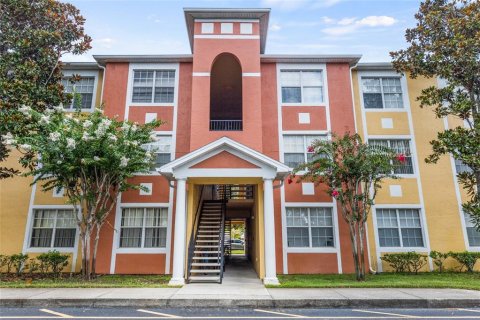 Condominio en venta en Orlando, Florida, 3 dormitorios, 105.35 m2 № 1248598 - foto 1