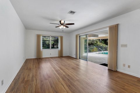 Villa ou maison à vendre à North Palm Beach, Floride: 4 chambres, 204.11 m2 № 1014151 - photo 6