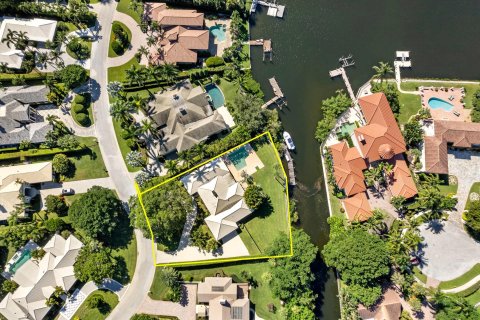 Casa en venta en North Palm Beach, Florida, 4 dormitorios, 276.2 m2 № 1096731 - foto 21