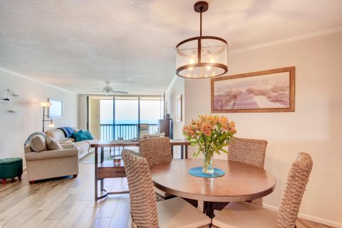 Condominio en venta en Jensen Beach, Florida, 2 dormitorios, 113.71 m2 № 1096527 - foto 24
