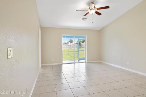 Commercial property in Cape Coral, Florida 6 bedrooms, 216.83 sq.m. № 771132 - photo 5