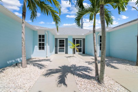 Immobilier commercial à vendre à Cape Coral, Floride: 6 chambres, 216.83 m2 № 771132 - photo 2