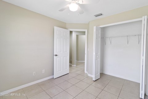 Immobilier commercial à vendre à Cape Coral, Floride: 6 chambres, 216.83 m2 № 771132 - photo 8