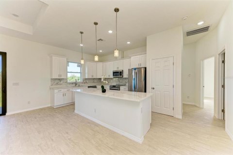 Casa en venta en Port Charlotte, Florida, 3 dormitorios, 156.63 m2 № 1350717 - foto 9