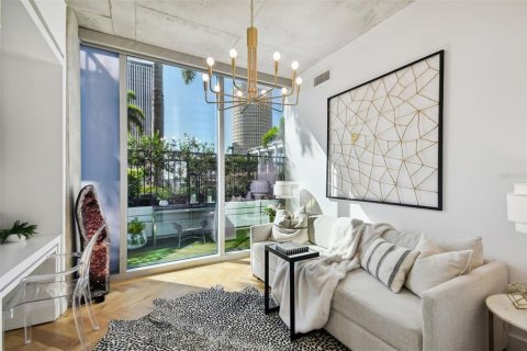 Condominio en venta en Tampa, Florida, 2 dormitorios, 107.02 m2 № 1386962 - foto 10