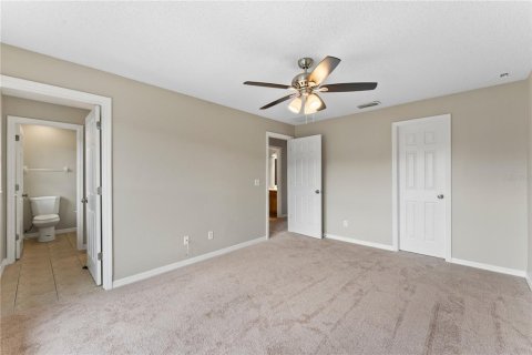 Townhouse in Kissimmee, Florida 3 bedrooms, 128.39 sq.m. № 1386960 - photo 16