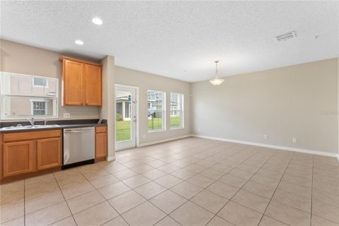 Townhouse in Kissimmee, Florida 3 bedrooms, 128.39 sq.m. № 1386960 - photo 12