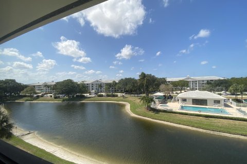 Copropriété à vendre à Boca Raton, Floride: 2 chambres, 128.67 m2 № 1172550 - photo 2