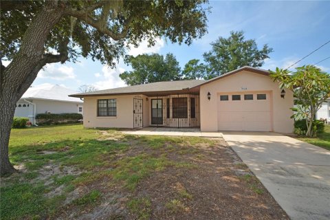 Villa ou maison à vendre à Spring Hill, Floride: 2 chambres, 98.29 m2 № 1335774 - photo 1