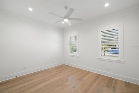 Touwnhouse à vendre à Tampa, Floride: 5 chambres, 279.73 m2 № 1335153 - photo 13