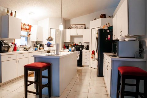 Casa en venta en Kissimmee, Florida, 4 dormitorios, 196.02 m2 № 1335114 - foto 9